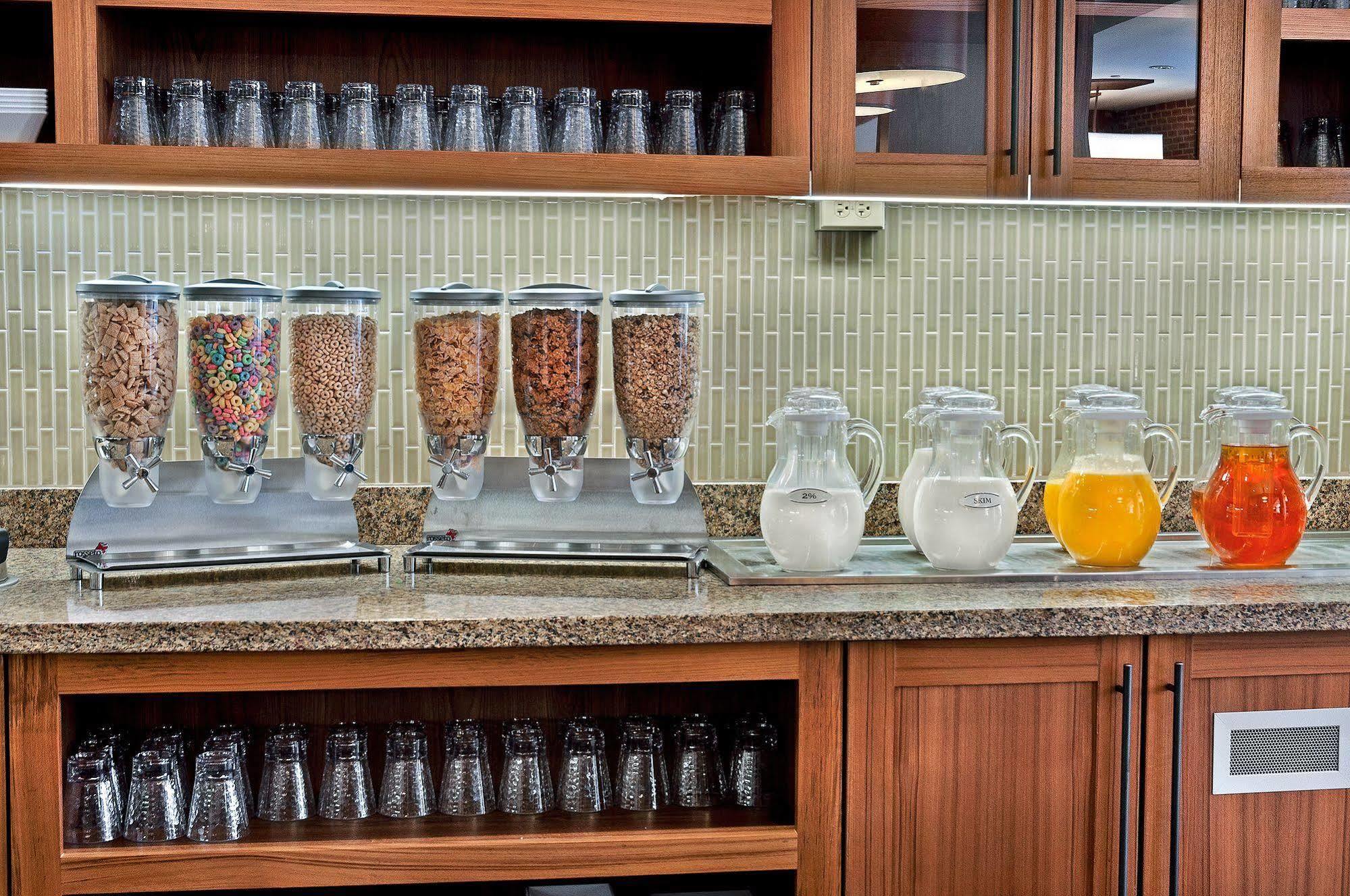 Hyatt Place Fredericksburg At Mary Washington Εξωτερικό φωτογραφία